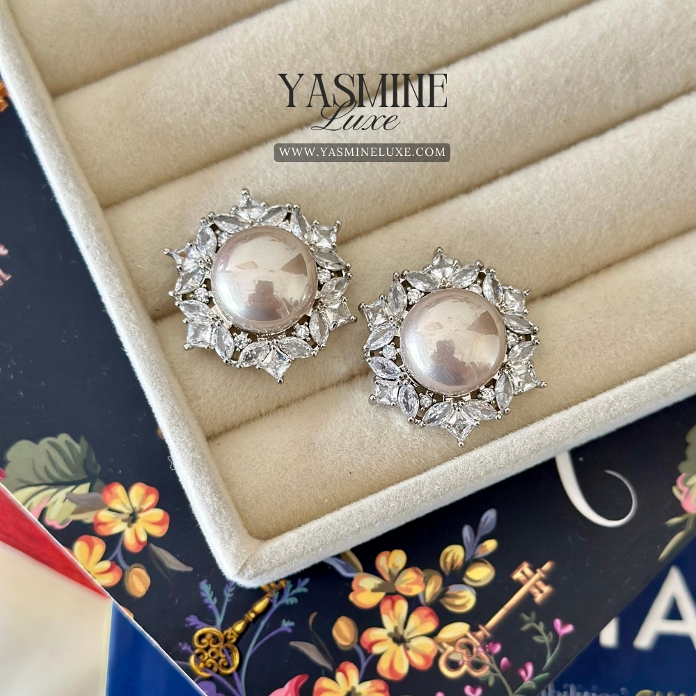 Blush Pearl Halo Studs